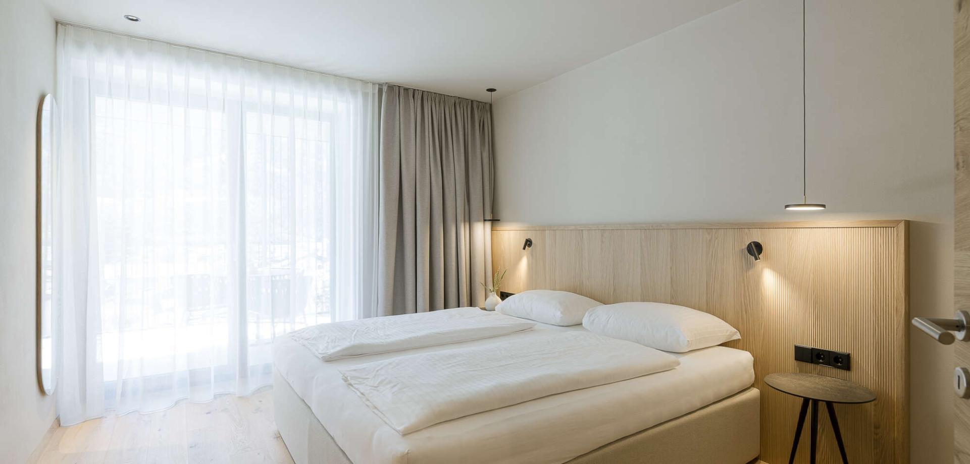 Amaris Suites