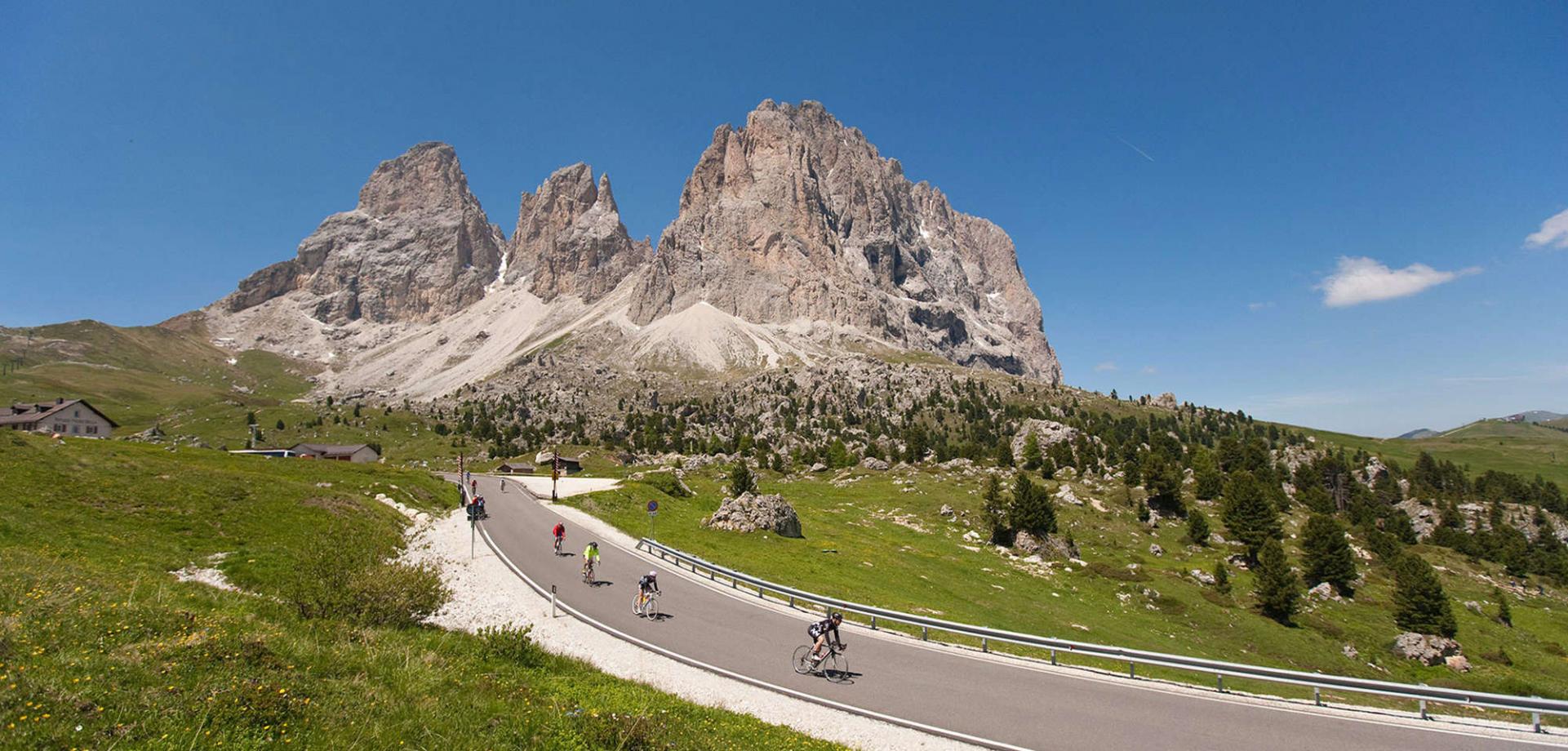 With the road bike on the Sellaronda in the Dolomites